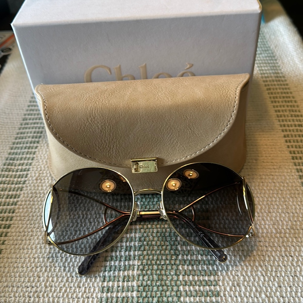 NWOT Authentic Chloe sunglasses!